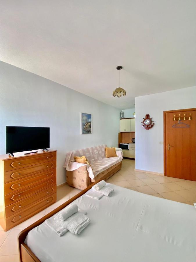 Caramel Sun Studios Apts Saranda Extérieur photo