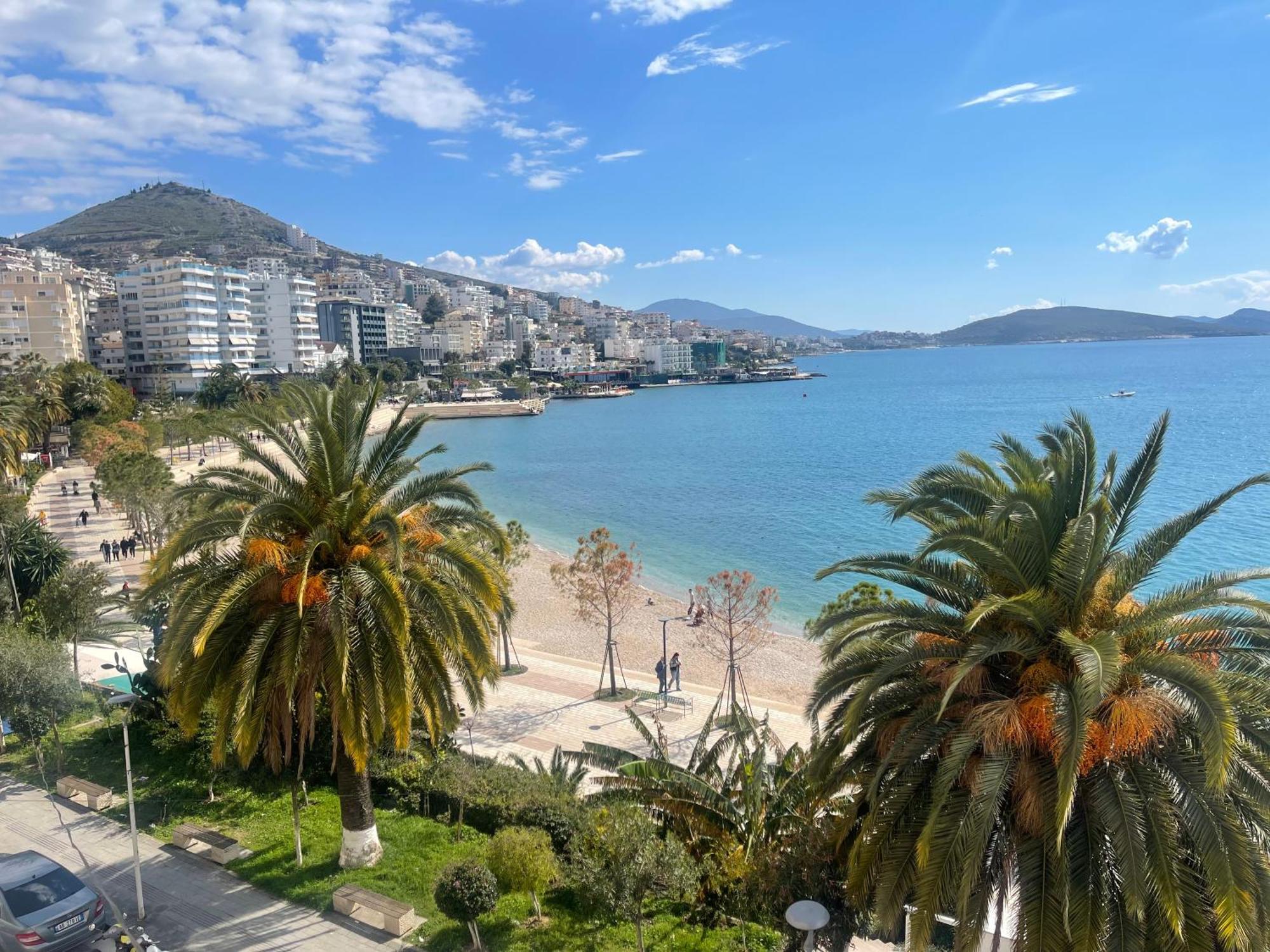 Caramel Sun Studios Apts Saranda Extérieur photo