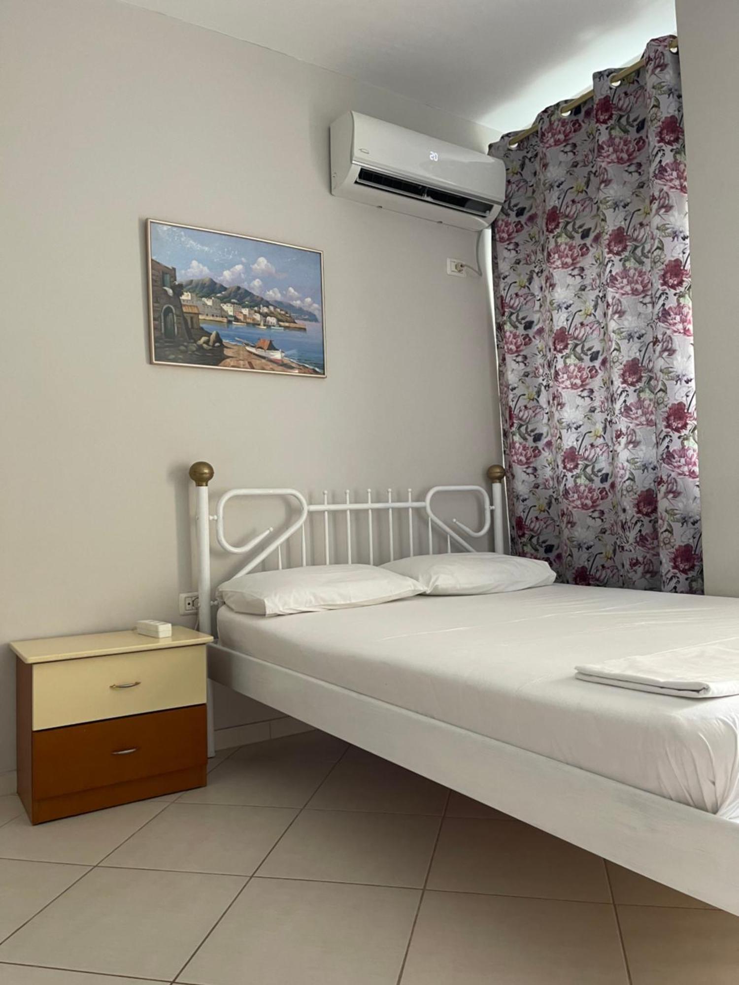 Caramel Sun Studios Apts Saranda Extérieur photo